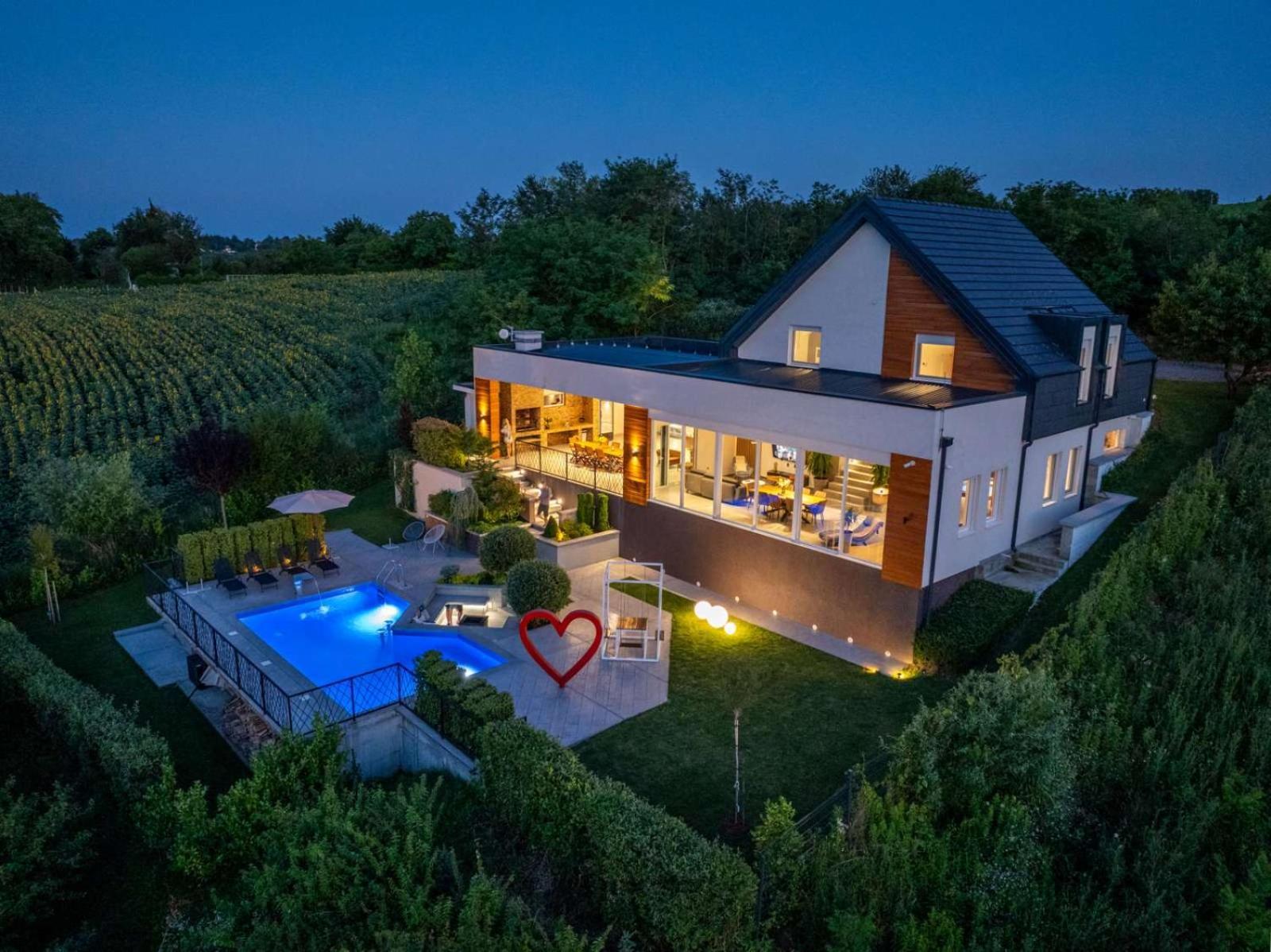 Riverside Pool Villa-Sremski Karlovci Exterior foto